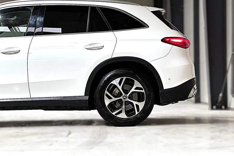 Mercedes-Benz GLC din 2023 cu 34.905 km - oferta MER185804 - foto 14