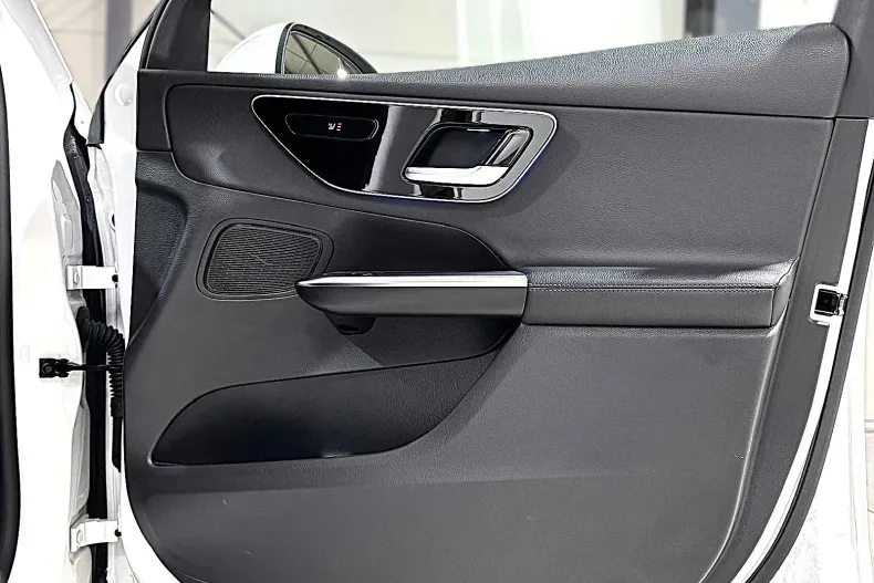 Mercedes-Benz GLC din 2023 cu 34.905 km - oferta MER185804 - foto 24