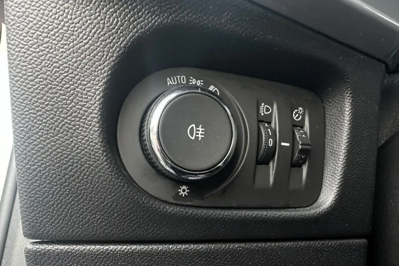 Opel Mokka din 2023 cu 124.304 km - oferta OPE185813 - foto 21