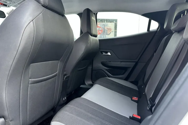 Opel Mokka din 2023 cu 124.304 km - oferta OPE185813 - foto 22