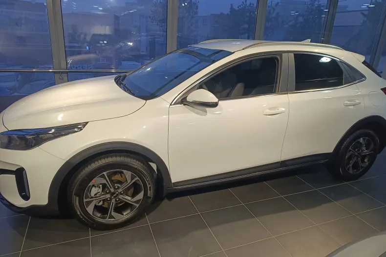 Kia XCeed din 2026 cu 0 km - oferta KIA185814 - foto 7