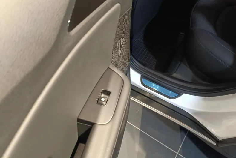 Kia XCeed din 2026 cu 0 km - oferta KIA185814 - foto 20