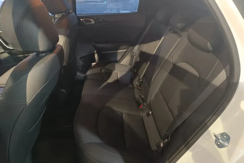 Kia XCeed din 2026 cu 0 km - oferta KIA185814 - foto 21