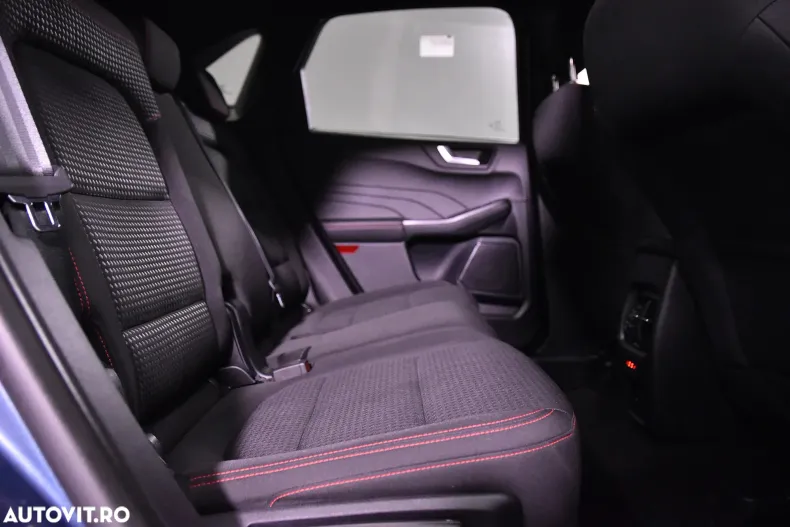 Ford Kuga din 2024 cu 32.910 km - oferta FOR185820 - foto 13
