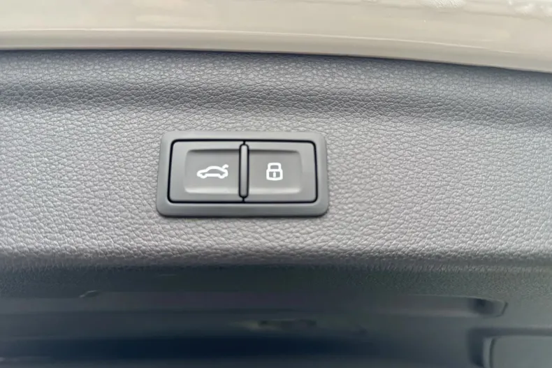 Audi Q3 din 2025 cu 9.570 km - oferta AUD185826 - foto 15