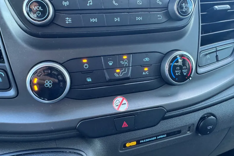 Ford Transit din 2021 cu 156.000 km - oferta FOR185829 - foto 21