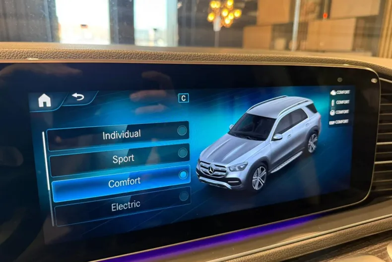 Mercedes-Benz GLE din 2022 cu 107.057 km - oferta MER185831 - foto 35