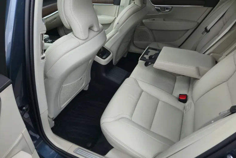 Volvo S90 din 2021 cu 99.037 km - oferta VOL185832 - foto 16