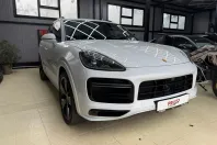 Porsche Cayenne din 2021 cu 31.000 km - oferta POR185834 - foto 1