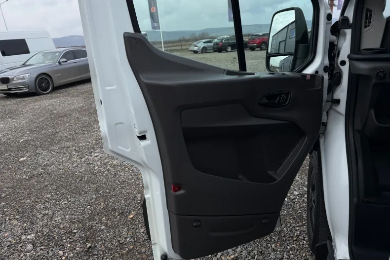 Ford Transit din 2020 cu 150.447 km - oferta FOR185841 - foto 9