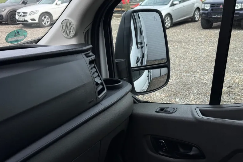 Ford Transit din 2020 cu 150.447 km - oferta FOR185841 - foto 20