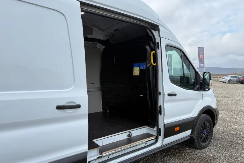 Ford Transit din 2020 cu 150.447 km - oferta FOR185841 - foto 31