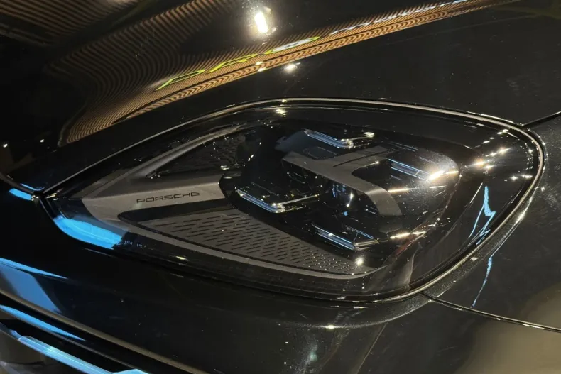 Porsche Cayenne Coupe din 2024 cu 45.000 km - oferta POR185843 - foto 8