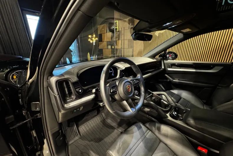 Porsche Cayenne Coupe din 2024 cu 45.000 km - oferta POR185843 - foto 10