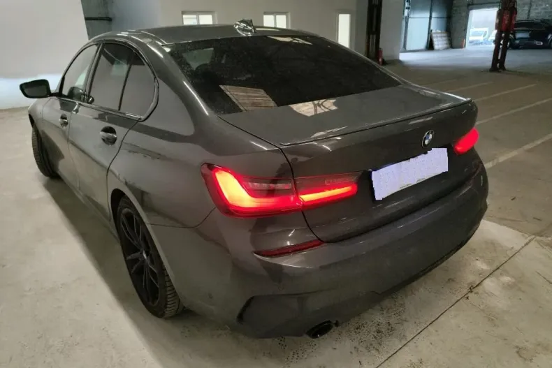 BMW Seria 3 din 2022 cu 133.088 km - oferta BMW185852 - foto 4