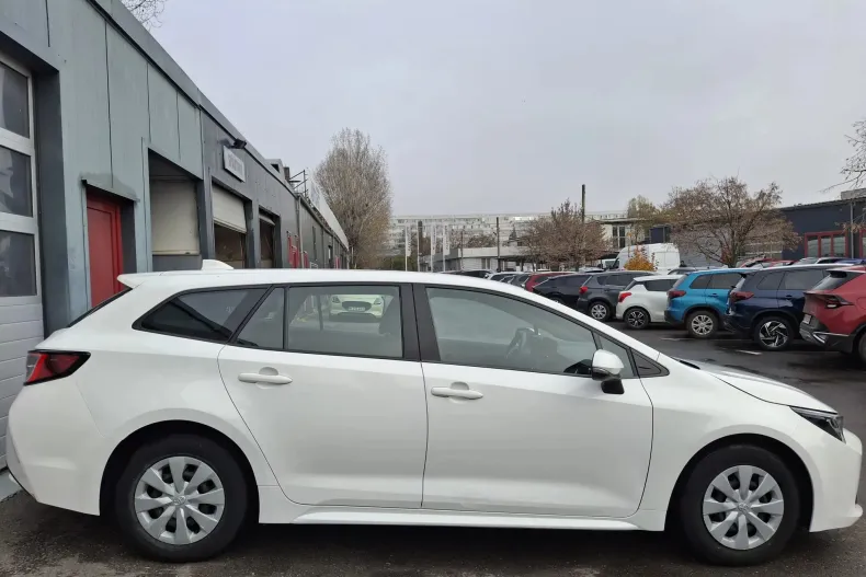 Toyota Corolla din 2020 cu 75.481 km - oferta TOY185872 - foto 4