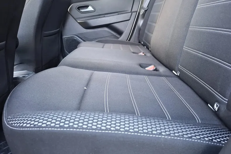 Dacia Duster din 2021 cu 100.230 km - oferta DAC185875 - foto 28