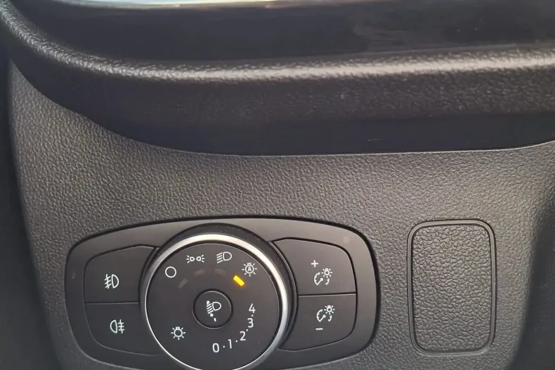 Ford Puma din 2020 cu 71.802 km - oferta FOR185878 - foto 13