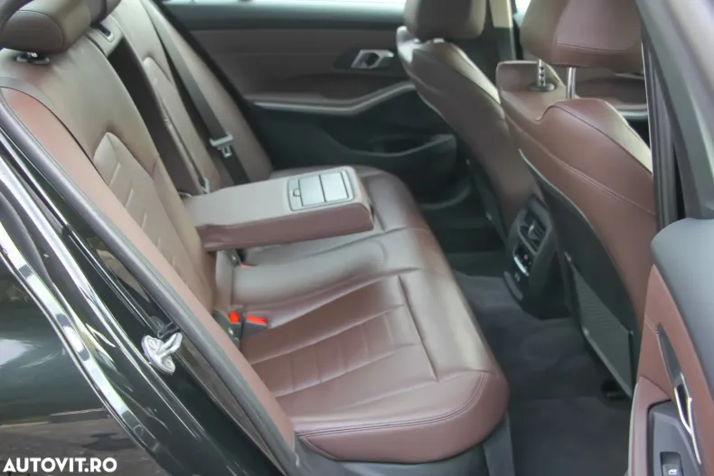 BMW Seria 3 din 2020 cu 162.500 km - oferta BMW185884 - foto 8