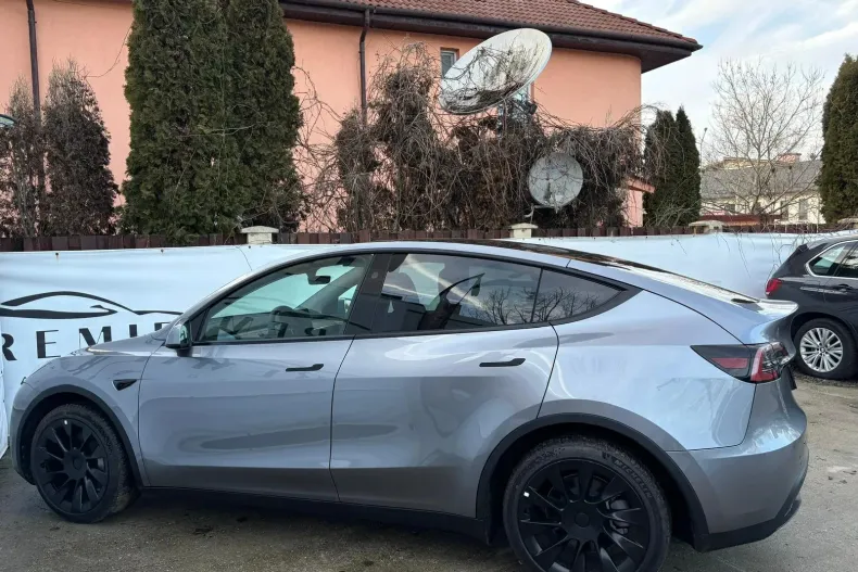 Tesla Model Y din 2024 cu 1.043 km - oferta TES185885 - foto 5