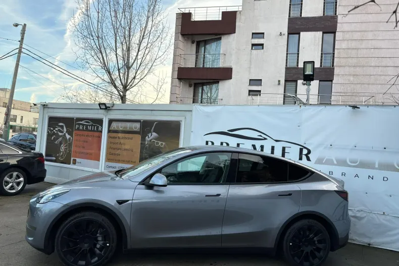 Tesla Model Y din 2024 cu 1.043 km - oferta TES185885 - foto 13