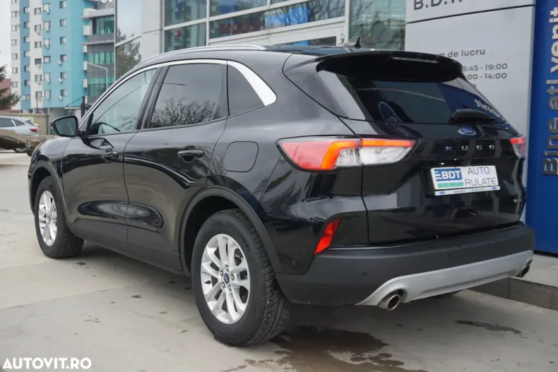 Ford Kuga din 2023 cu 76.741 km - oferta FOR185901 - foto 5