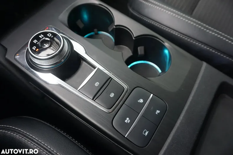 Ford Kuga din 2023 cu 76.741 km - oferta FOR185901 - foto 14