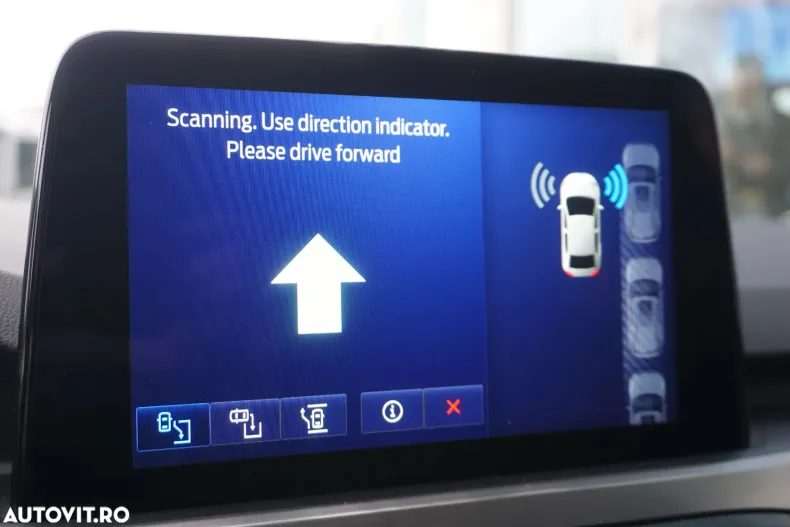 Ford Kuga din 2023 cu 76.741 km - oferta FOR185901 - foto 21