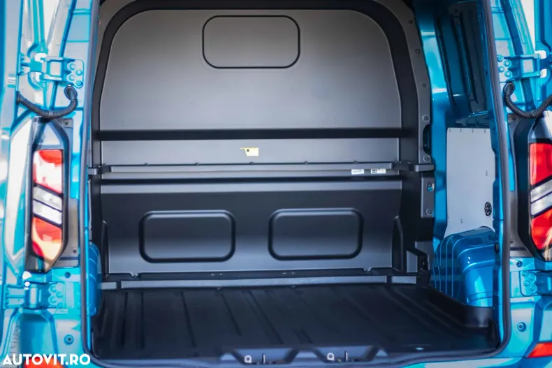 Ford Transit Custom din 2025 cu 11 km - oferta FOR185922 - foto 32