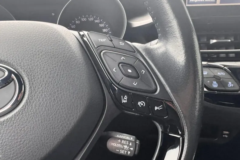 Toyota C-HR din 2021 cu 70.290 km - oferta TOY185925 - foto 18