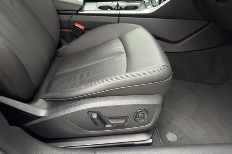 Audi A6 din 2022 cu 72.000 km - oferta AUD185928 - foto 36