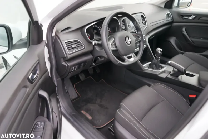 Renault Megane din 2021 cu 38.313 km - oferta REN185929 - foto 10