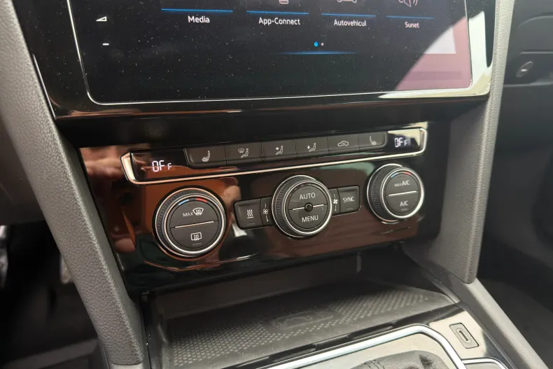 Volkswagen Passat din 2020 cu 83.867 km - oferta VOL185930 - foto 22