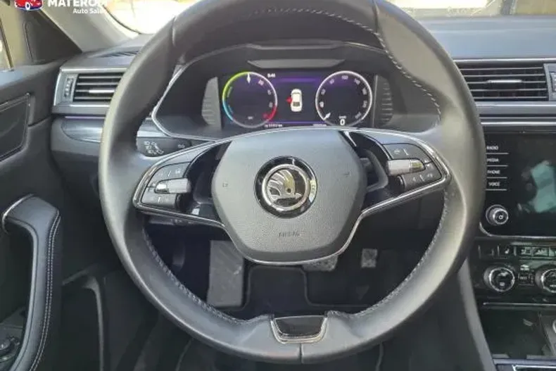 Skoda Superb din 2022 cu 30.000 km - oferta SKO185946 - foto 12