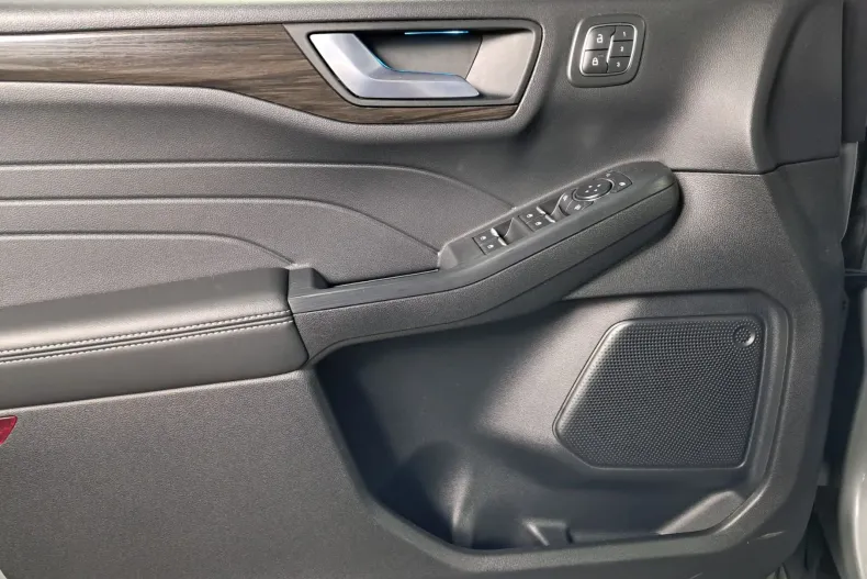 Ford Kuga din 2022 cu 79.090 km - oferta FOR185954 - foto 10