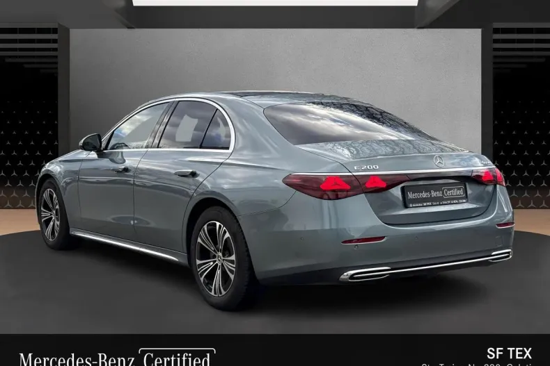 Mercedes-Benz E din 2025 cu 3.079 km - oferta MER185964 - foto 4