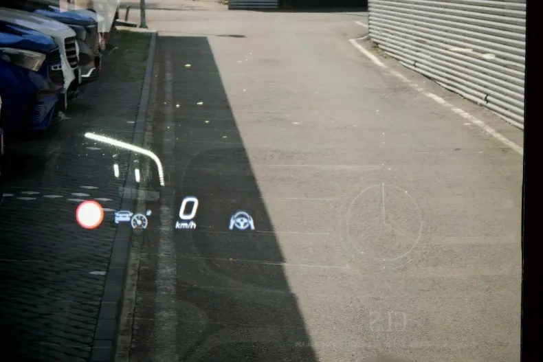 Mercedes-Benz GLS din 2025 cu 1 km - oferta MER185966 - foto 30