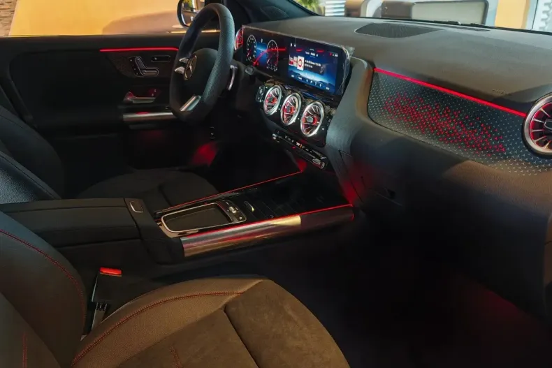 Mercedes-Benz GLA din 2025 cu 1 km - oferta MER185967 - foto 8