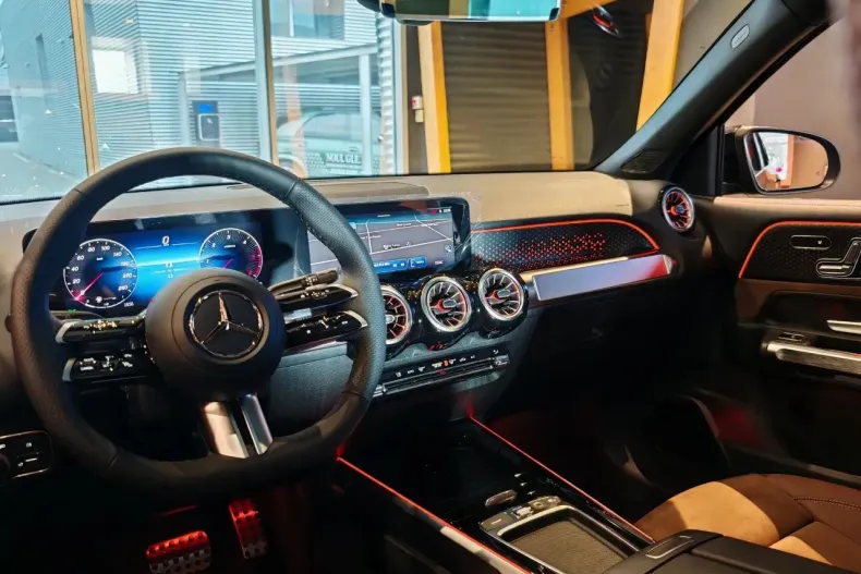 Mercedes-Benz GLB din 2025 cu 3.500 km - oferta MER185969 - foto 2