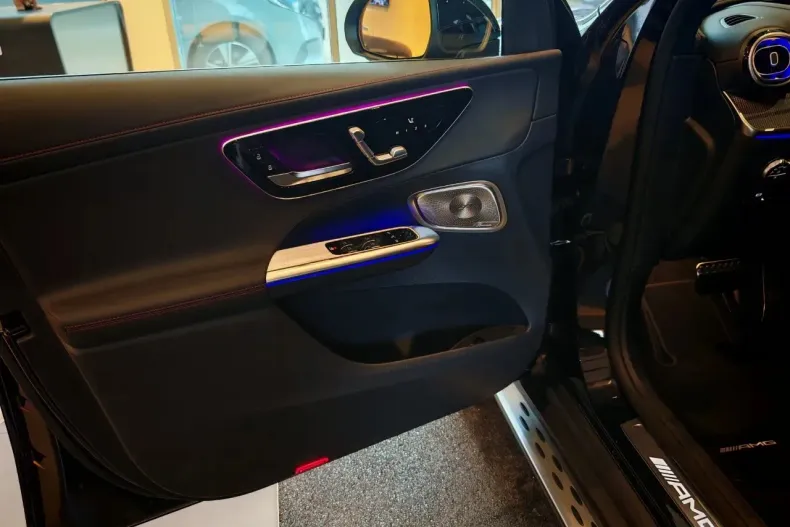 Mercedes-Benz GLC din 2025 cu 5.000 km - oferta MER185975 - foto 15