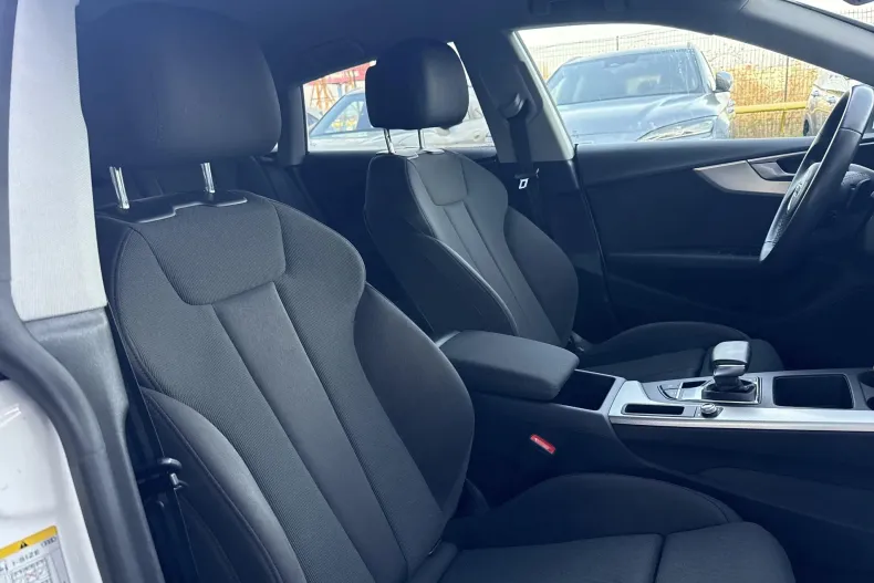 Audi A5 din 2022 cu 75.762 km - oferta AUD185981 - foto 26