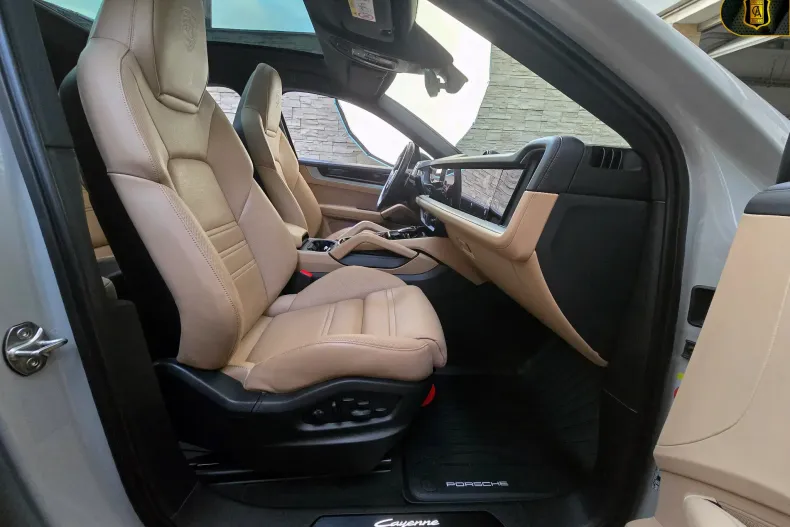 Porsche Cayenne Coupe din 2023 cu 42.149 km - oferta POR185991 - foto 9