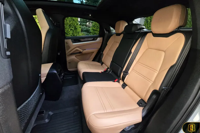 Porsche Cayenne Coupe din 2023 cu 42.149 km - oferta POR185991 - foto 12