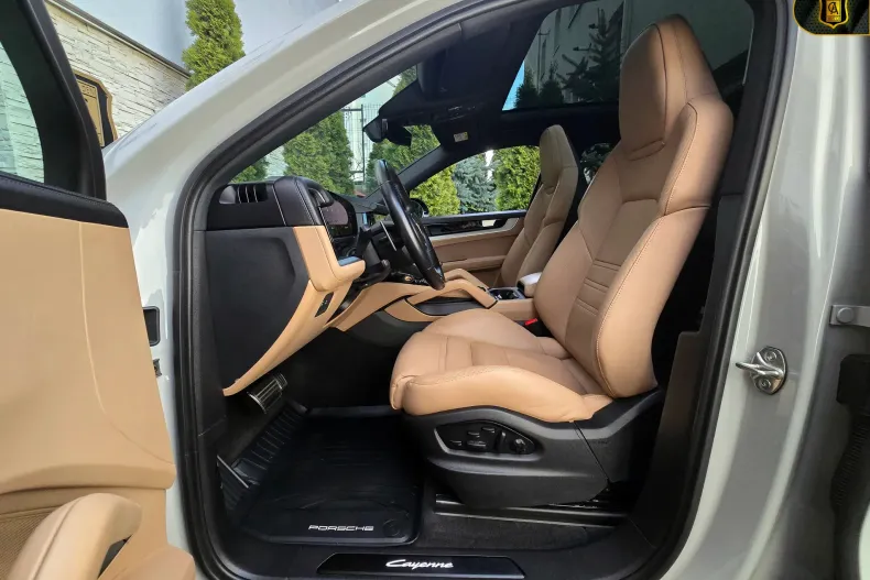 Porsche Cayenne Coupe din 2023 cu 42.149 km - oferta POR185991 - foto 16