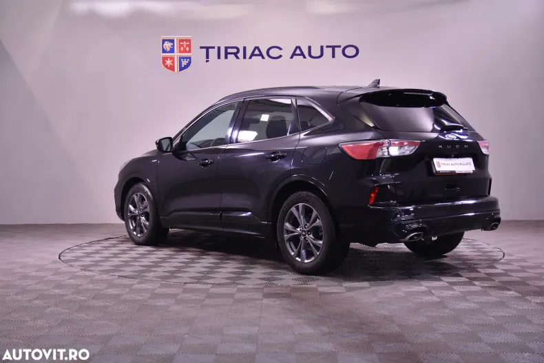 Ford Kuga din 2022 cu 93.128 km - oferta FOR185995 - foto 3