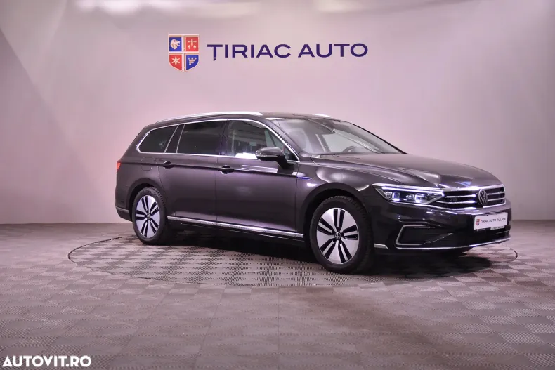 Volkswagen Passat din 2021 cu 122.599 km - oferta VOL185998 - foto 7