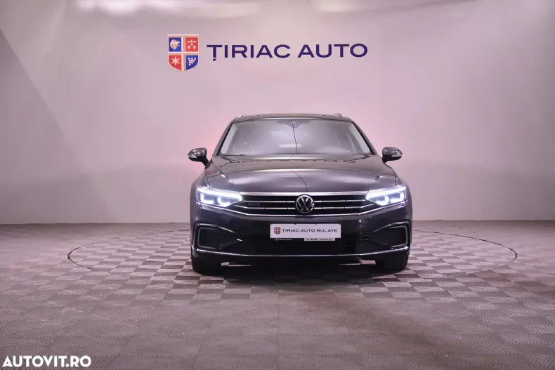 Volkswagen Passat din 2021 cu 122.599 km - oferta VOL185998 - foto 8