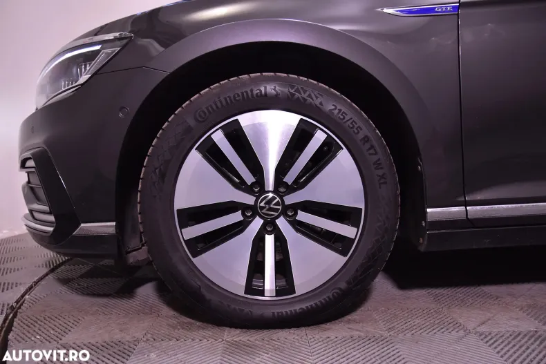 Volkswagen Passat din 2021 cu 122.599 km - oferta VOL185998 - foto 13