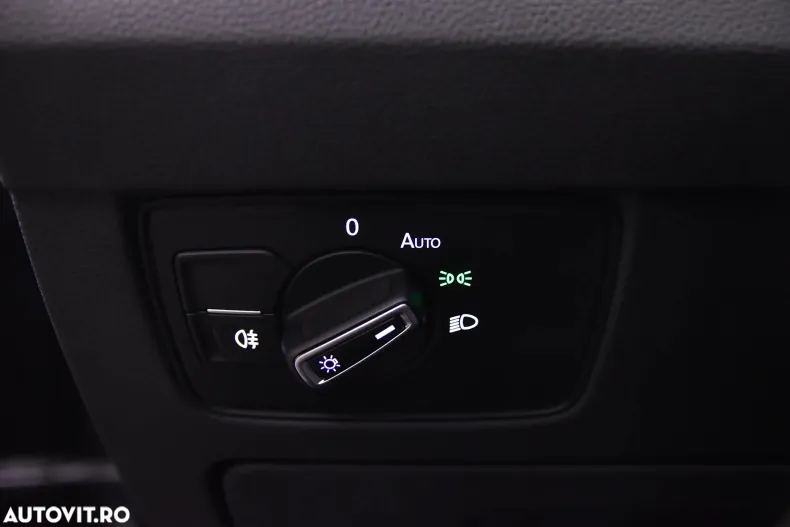 Volkswagen Passat din 2021 cu 122.599 km - oferta VOL185998 - foto 15