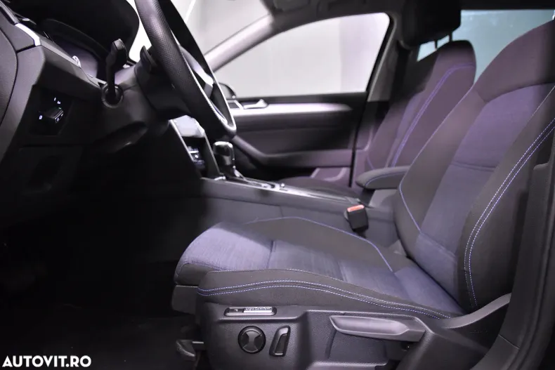 Volkswagen Passat din 2021 cu 122.599 km - oferta VOL185998 - foto 24